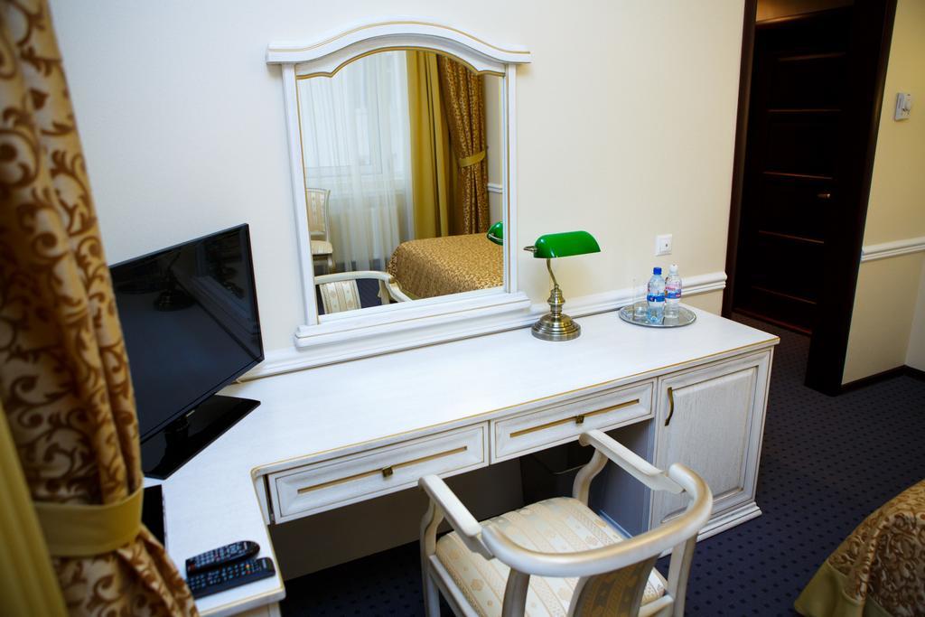 Ekaterinodar Hotel Krasnodar Room photo